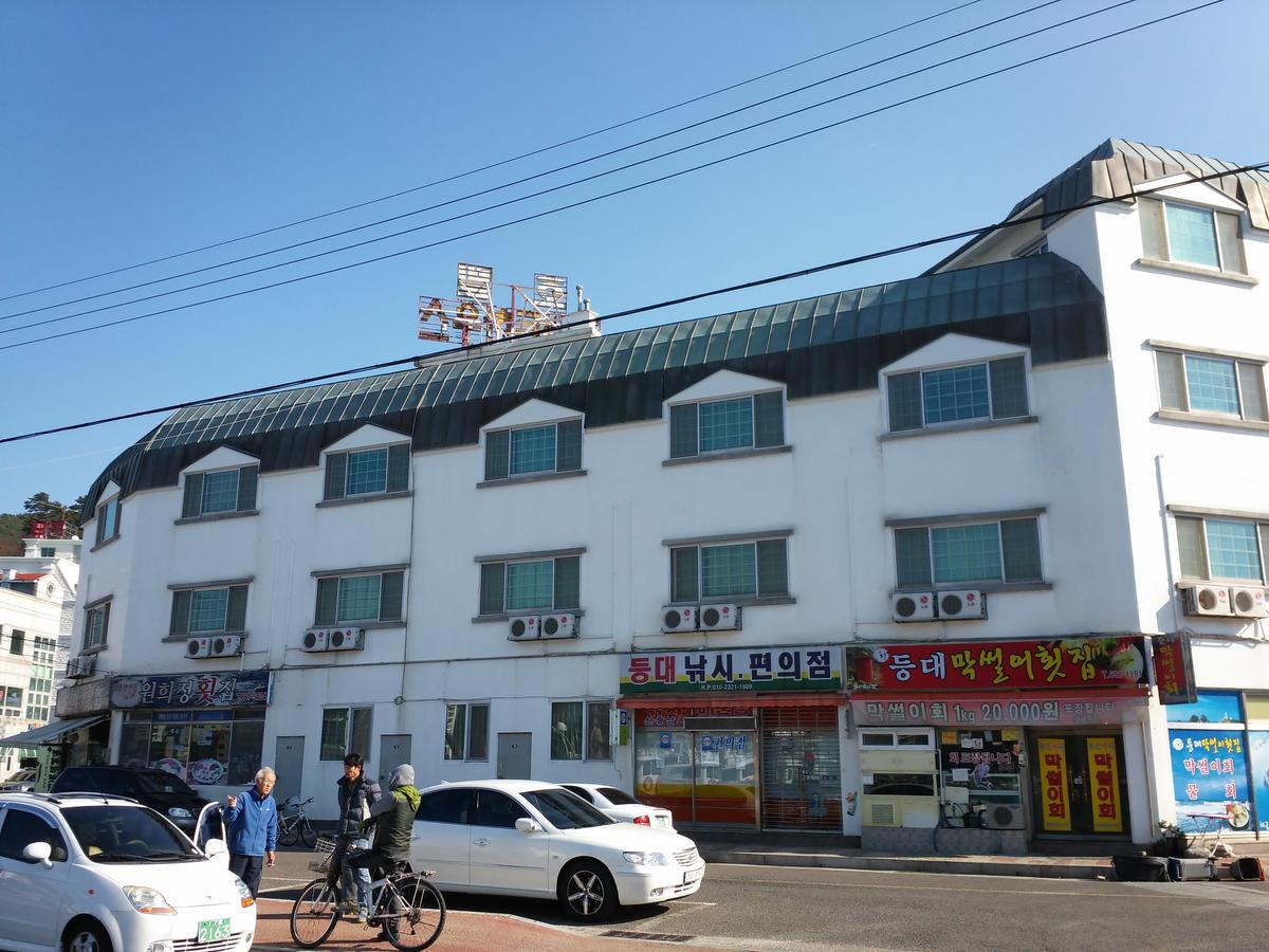 Geoje Jangseungpo Lighthouse Hotel Sodong Dış mekan fotoğraf